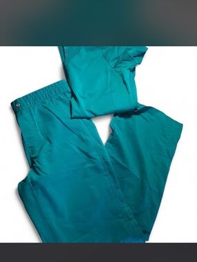 healing hands Teal Women's Scrub Set